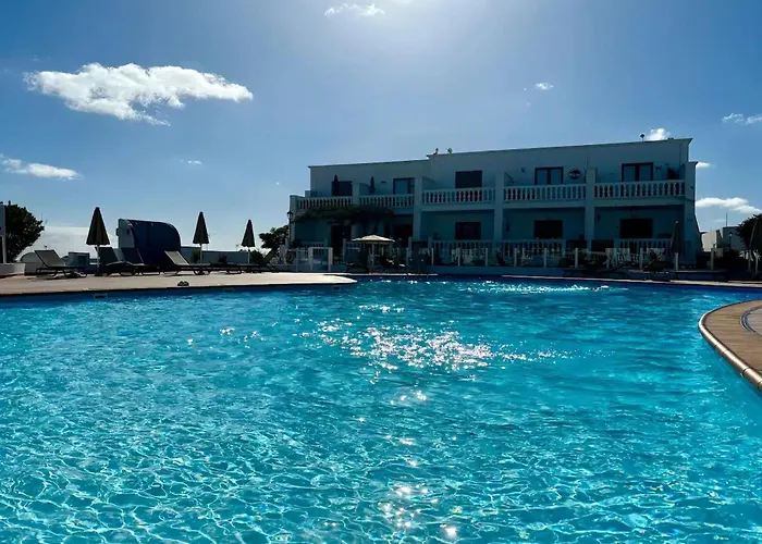 Florencia With Pool Wifi In Puerto Del Carmen, Lanzarote Apartment