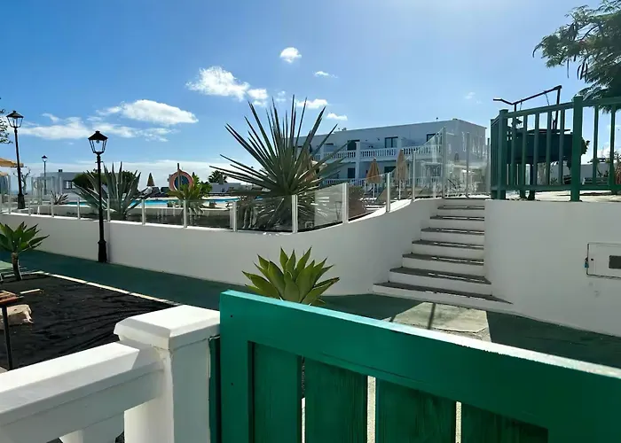 Florencia With Pool Wifi In Puerto Del Carmen, Lanzarote *