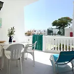 Florencia With Pool Wifi In Puerto Del Carmen, Lanzarote Апартаменты *
