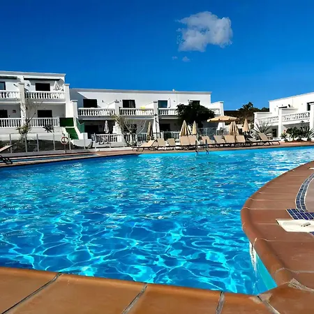Apartment Florencia With Pool Wifi In Puerto Del Carmen, Lanzarote Tias