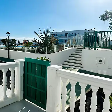 Florencia With Pool Wifi In Puerto Del Carmen, Lanzarote تياس