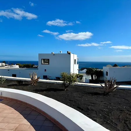 アパート Florencia With Pool Wifi In Puerto Del Carmen, Lanzarote ティアス