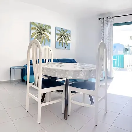 Florencia With Pool Wifi In Puerto Del Carmen, Lanzarote Apartment