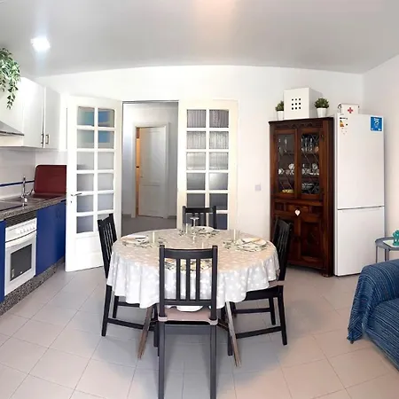 Florencia With Pool Wifi In Puerto Del Carmen, Lanzarote Lejlighed *