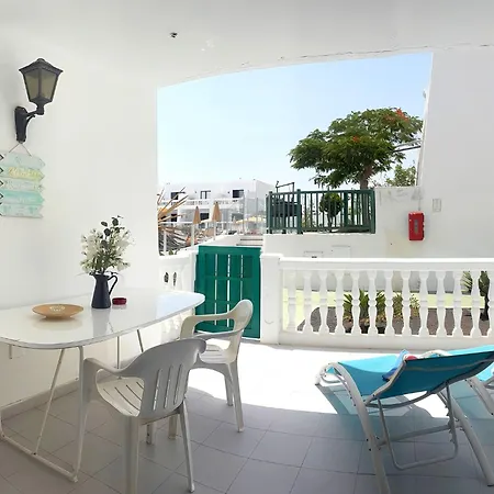 Florencia With Pool Wifi In Puerto Del Carmen, Lanzarote *