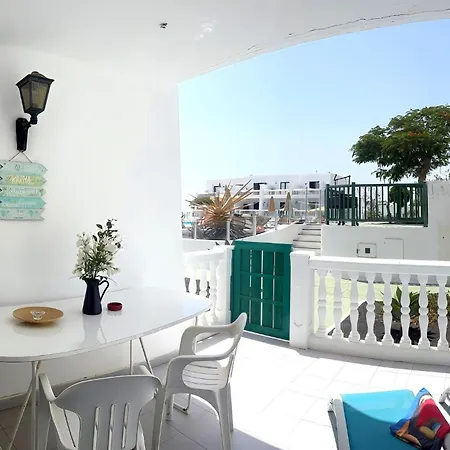 Florencia With Pool Wifi In Puerto Del Carmen, Lanzarote تياس