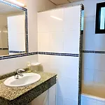 Florencia With Pool Wifi In Puerto Del Carmen, Lanzarote Apartmán